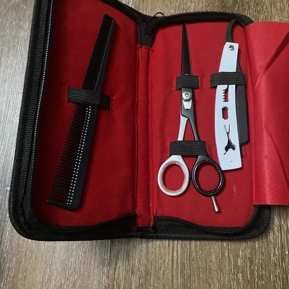 Hair Cutting Scissors/Kit - Picture 2 of 6